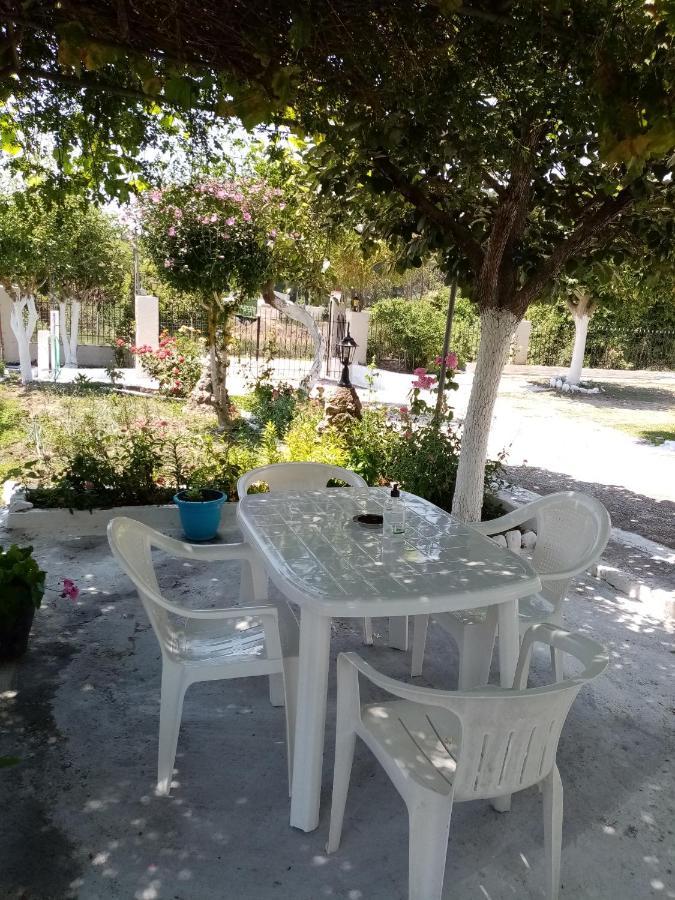 Nikitas Apartment