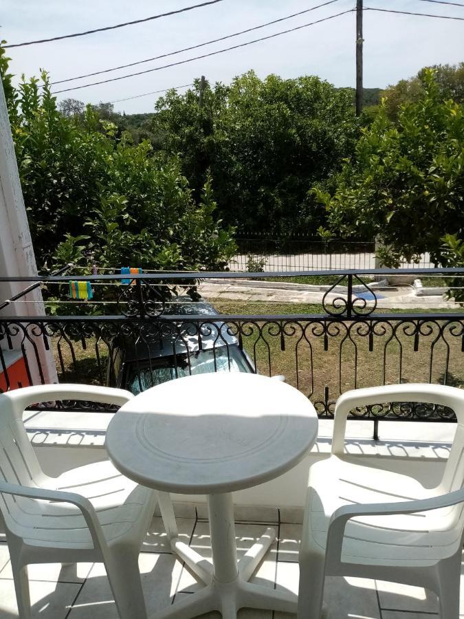 Apartment Nikitas *