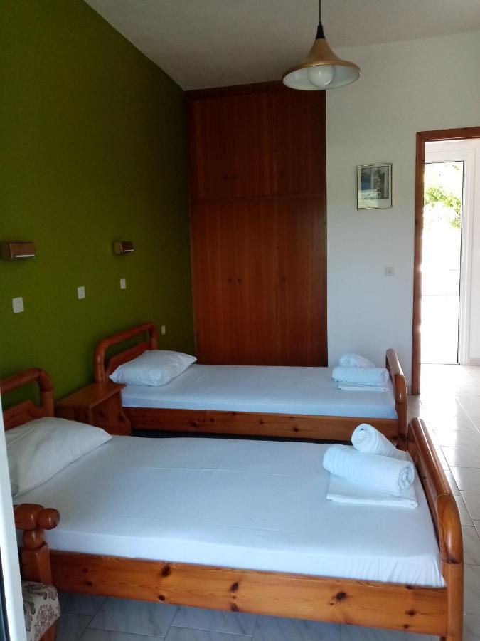 Apartment Nikitas *